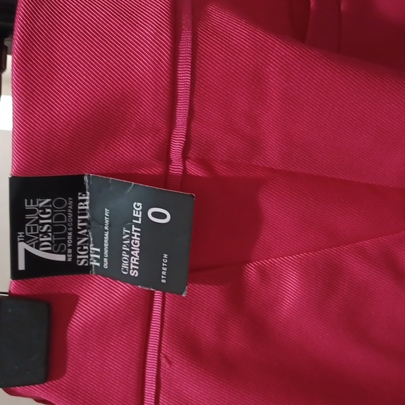 New York and Company - Picture 2 of 11